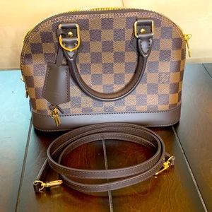 Immaculate Louis Vuitton Damier Alma BB Bag!🔥🔥🔥